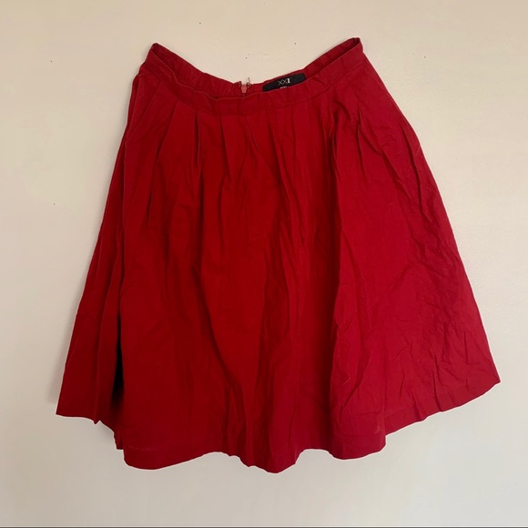 Red skirt